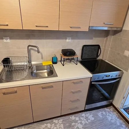 Cozy Mediterranean House 5 Minutes From The Sea Apartment